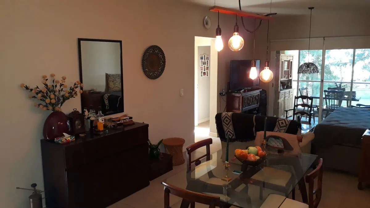 Departamento en Schubert 1900