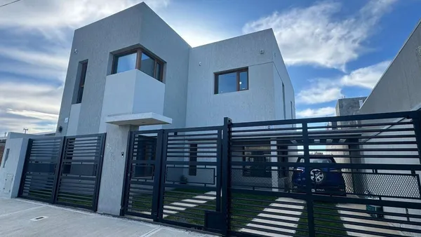 Casa en Juan Antonio Santos Zepeda 2200
