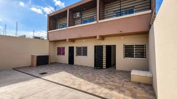 Edificio en Calle 1201 4500