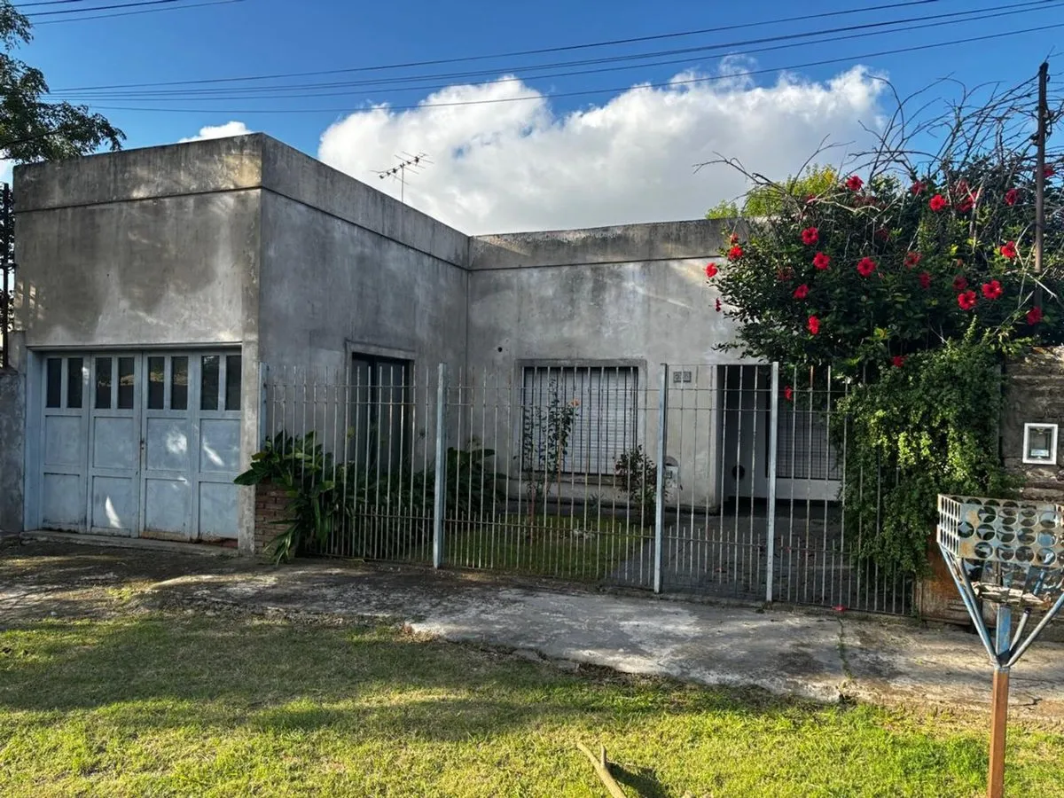 Casa en 139 E/ 529 y 530 200