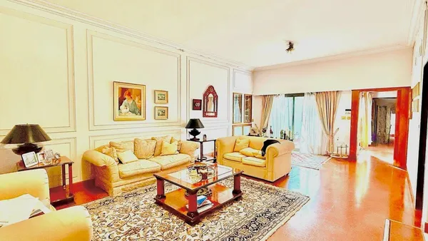 Casa en Almirante Brown 200