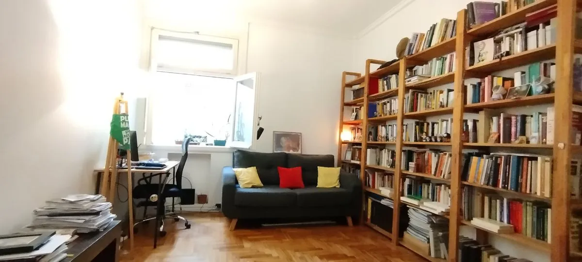 Departamento en Gascón 700