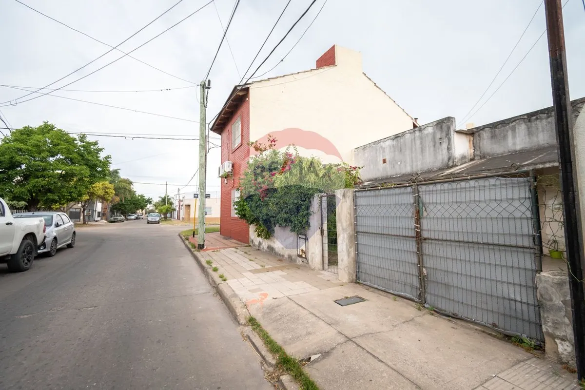 Casa en Pasaje Ramon Lassaga 4700