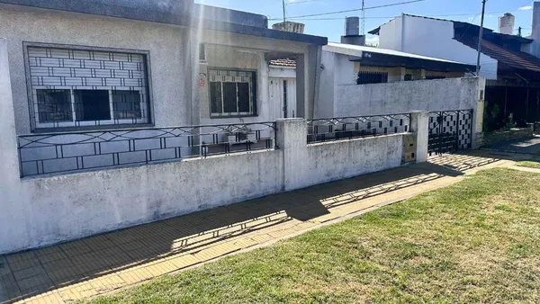 Casa en Juan de Garay 1700