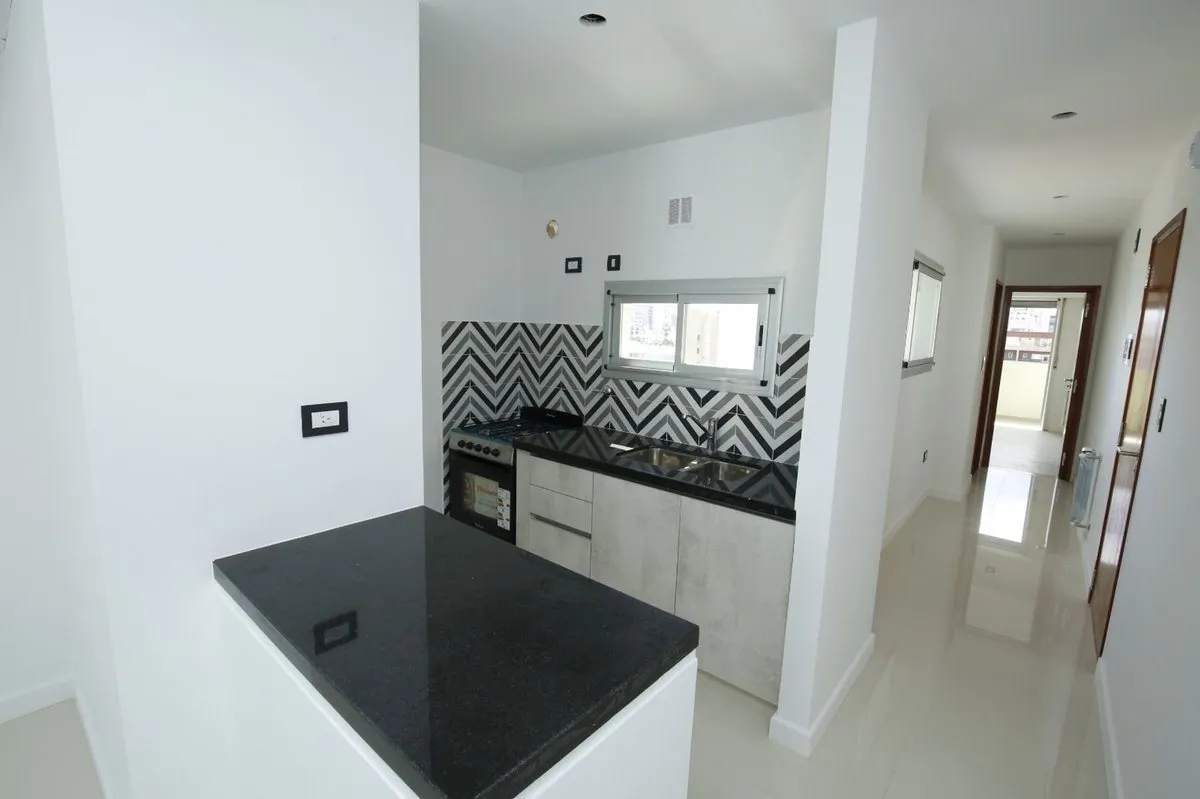 Departamento en 60 Entre 17 y 18 0