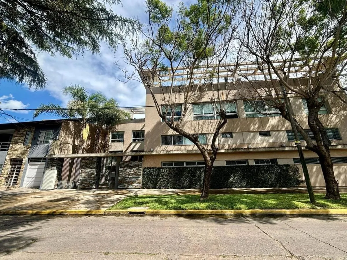 Departamento en Carlos Croce 1300