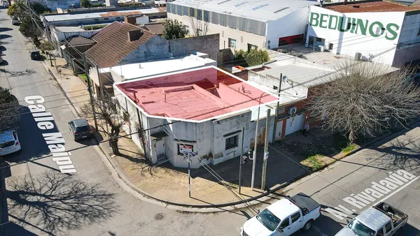 Casa en Avenida Rivadavia 200