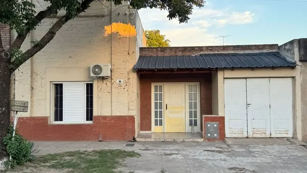 Casa en General Paz 1700