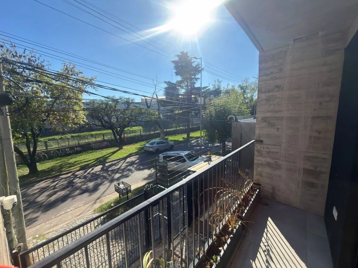 Departamento en Sarmiento 200
