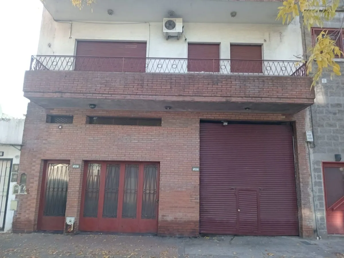 Casa en Paz Soldán 4900
