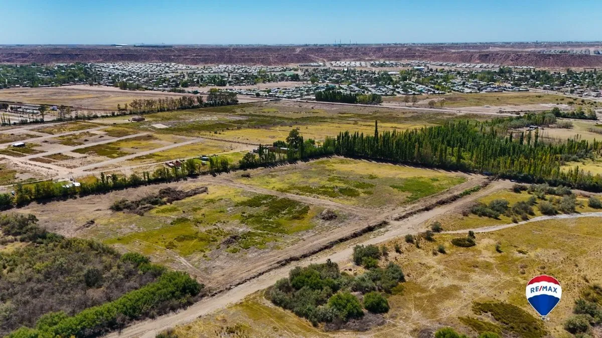 Lote en La Catalina, Laprida 0