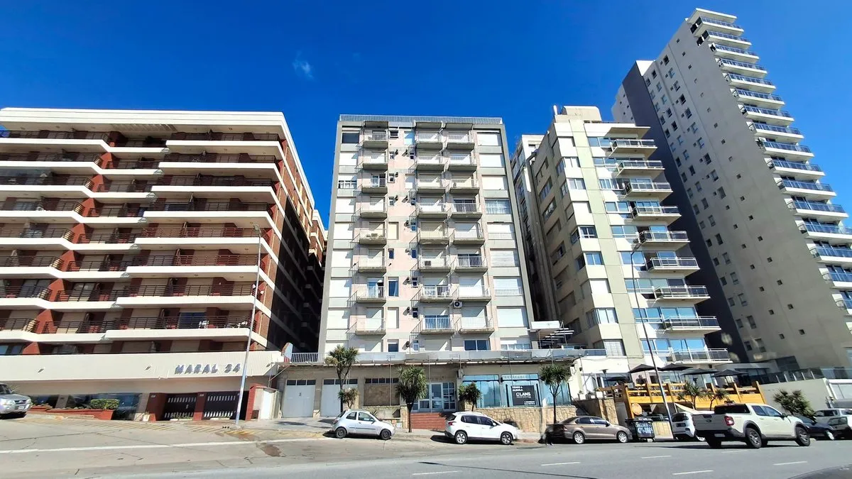 Departamento en Boulevard Marítimo Patricio Peralta Ramos 3000