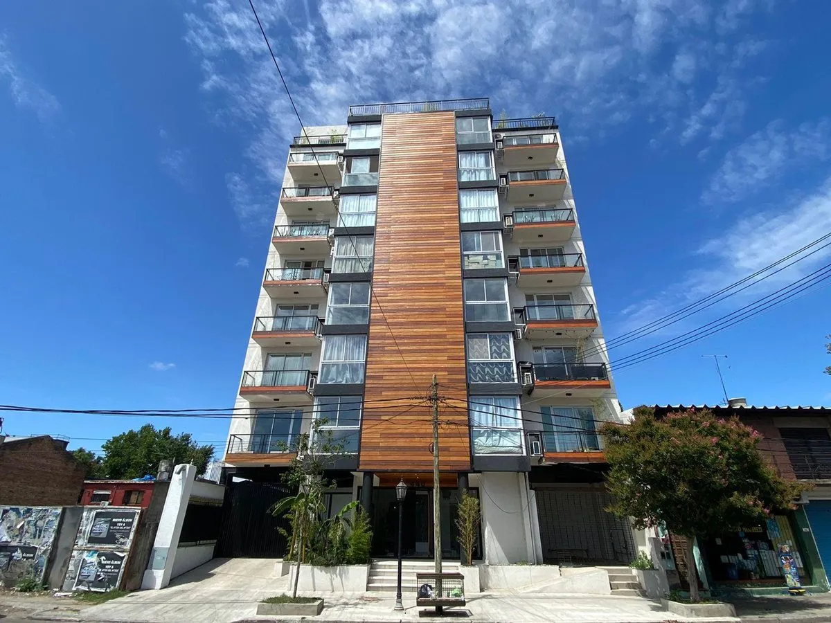 Departamento en Avenida Italia 400