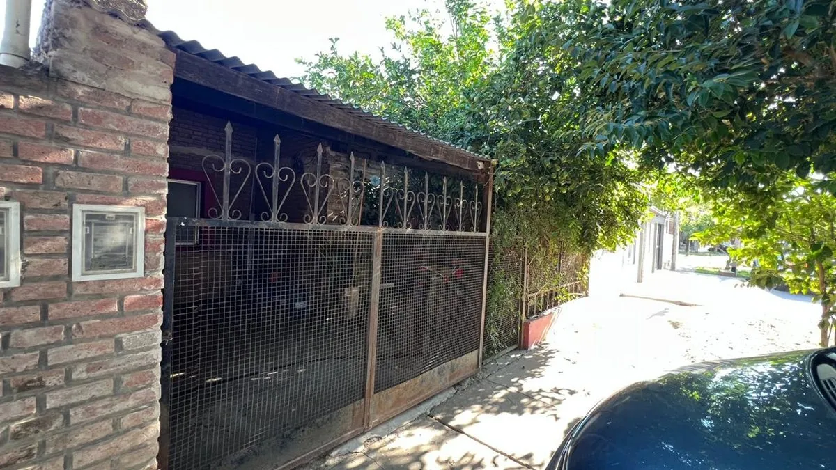 Casa en J.d. y Clucellas 1300