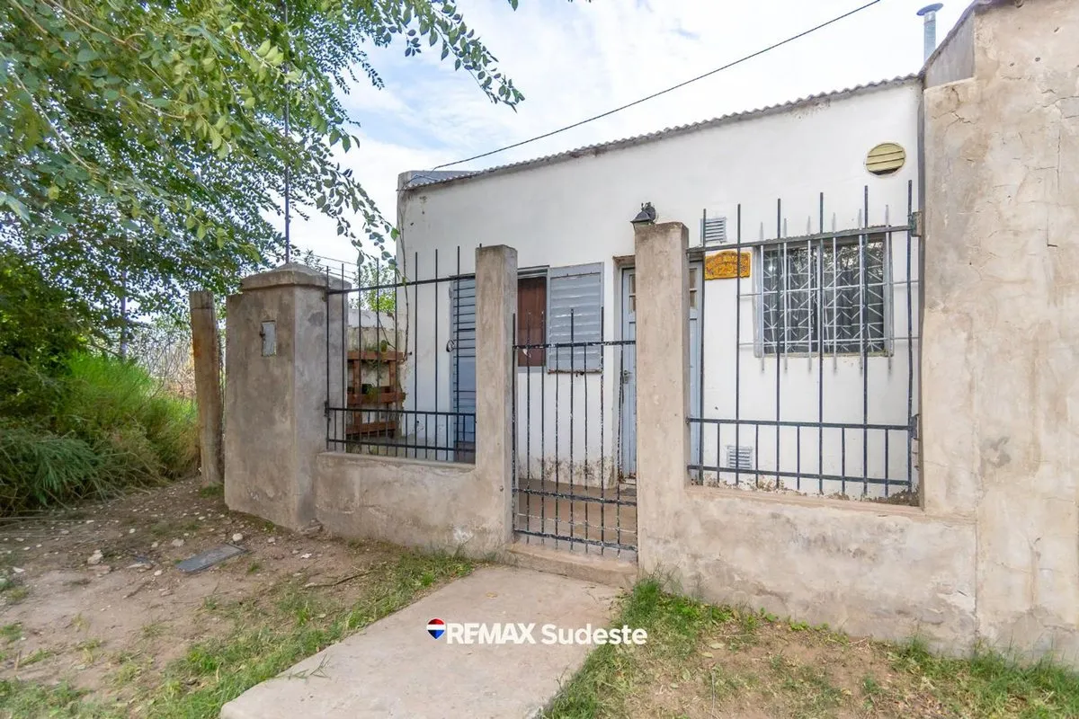 Casa en Antonio Alice 1200