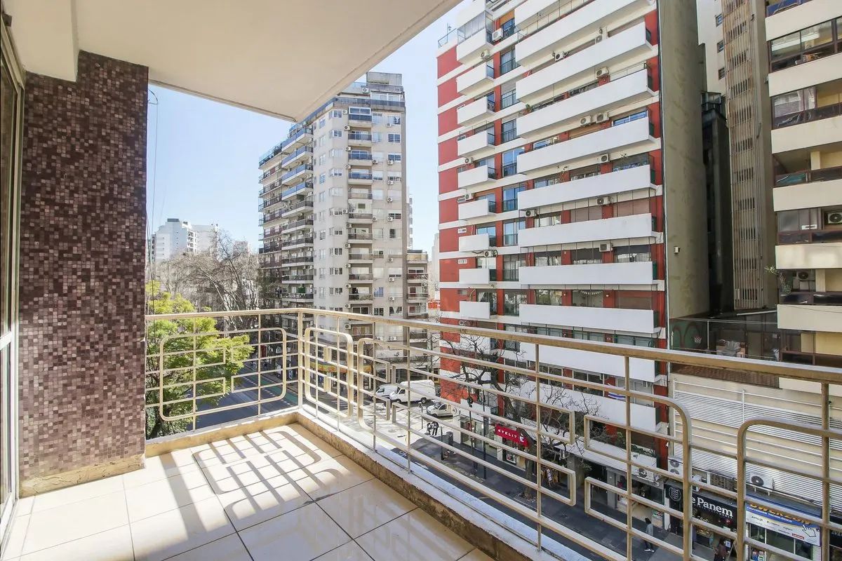 Departamento en Avenida Corrientes 4700