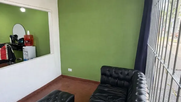 Local Comercial en Sarandí 300