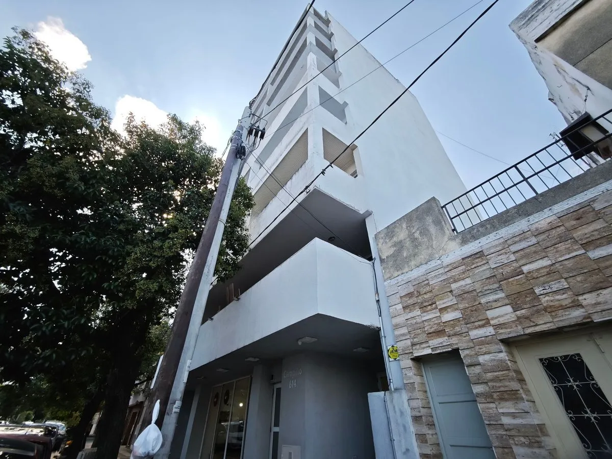 Departamento en Juan del Campillo 600