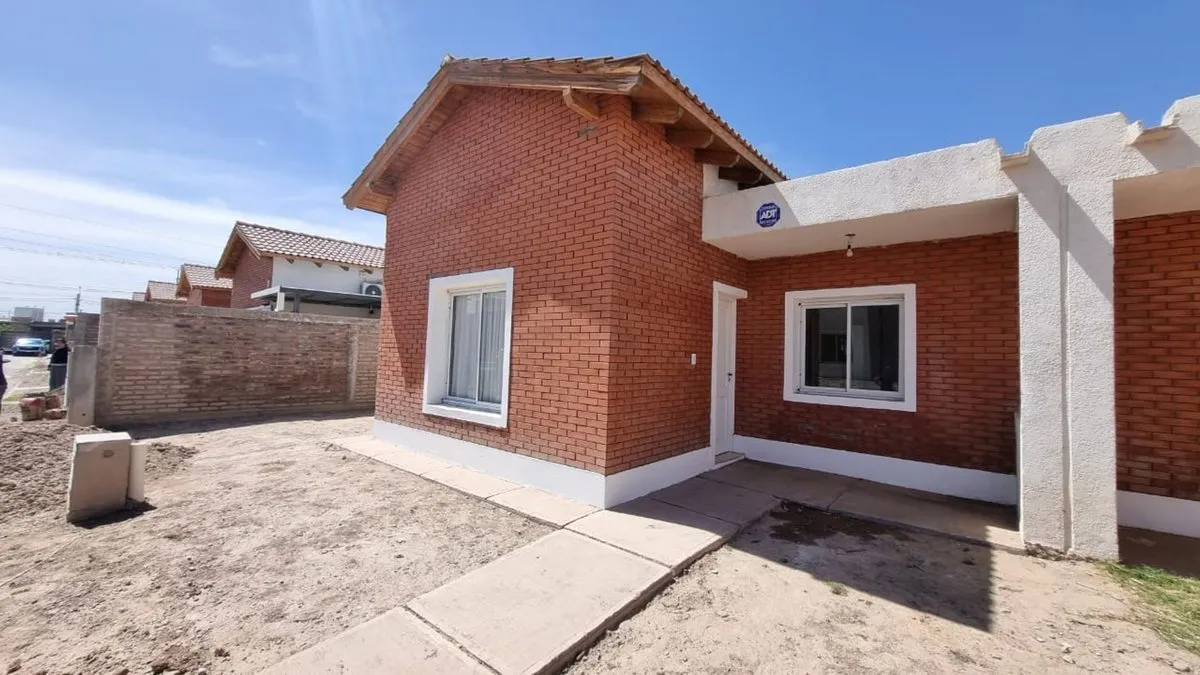 Casa en Natania 65 - Barrio Privado - Meglioli Pasando Comandante Cabot - M03/c10 1 (5400), Capital, San Juan, Argentina 0