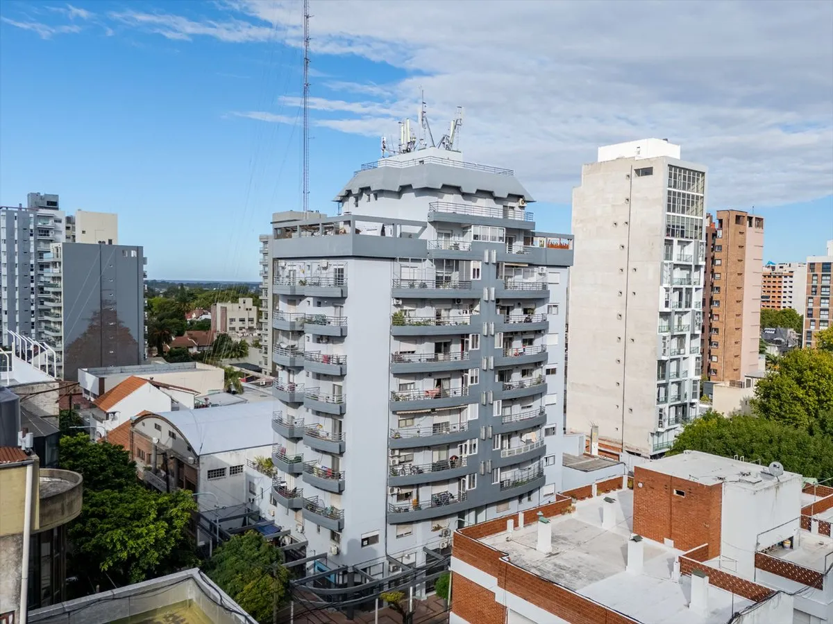 Departamento en Alvear 800