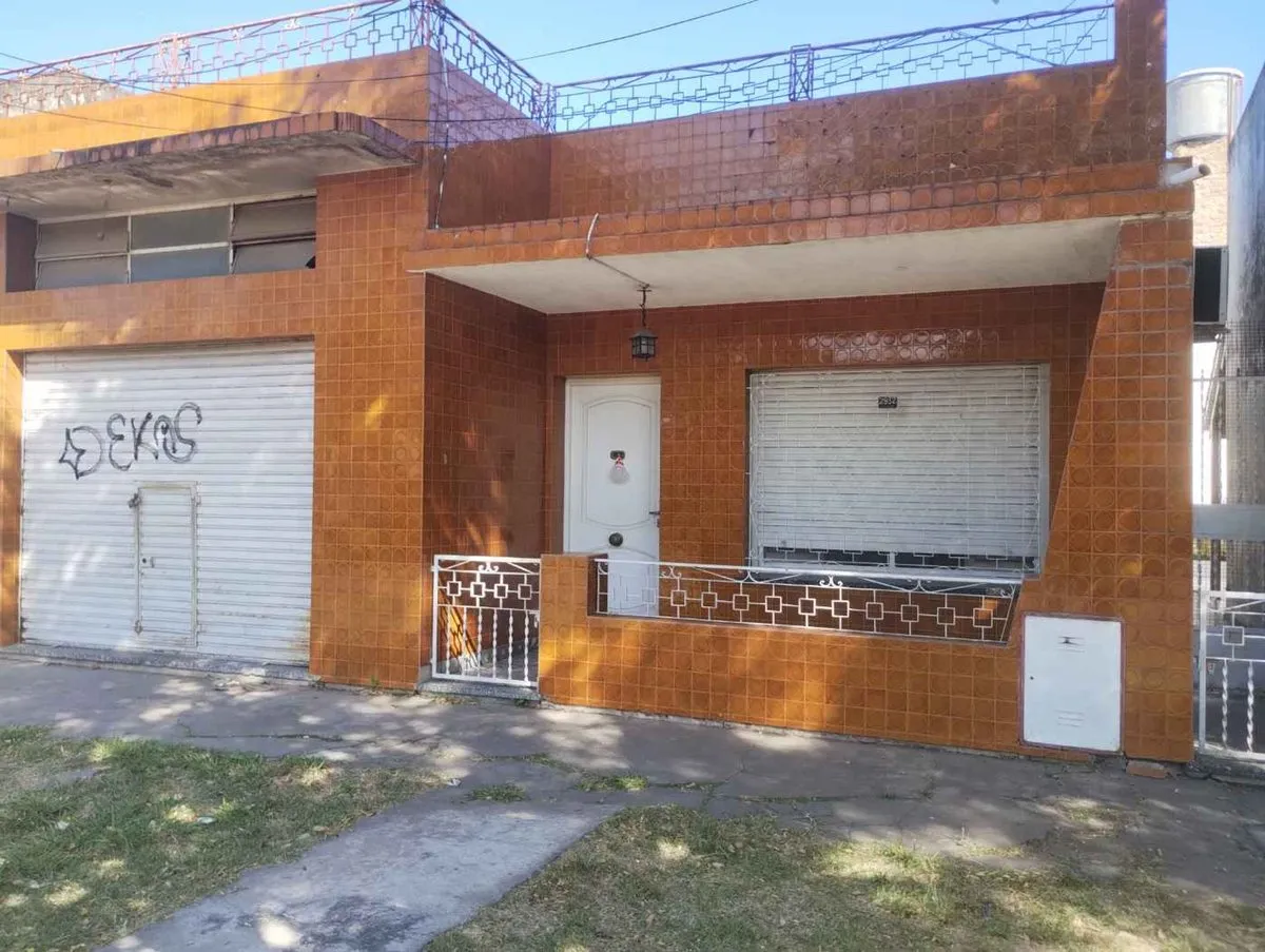 Casa en Monseñor Tomás Solari 2900