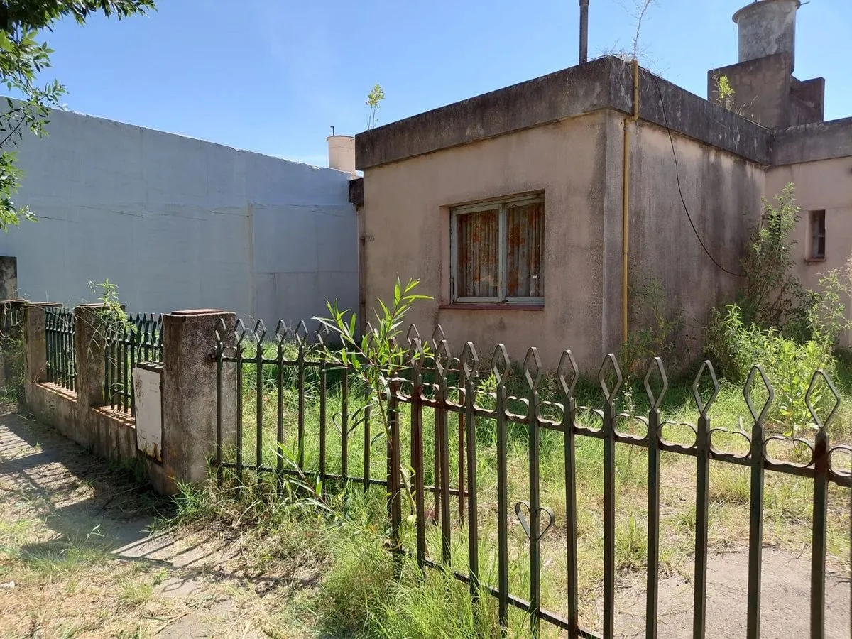 Casa en 2 de Abril 1400