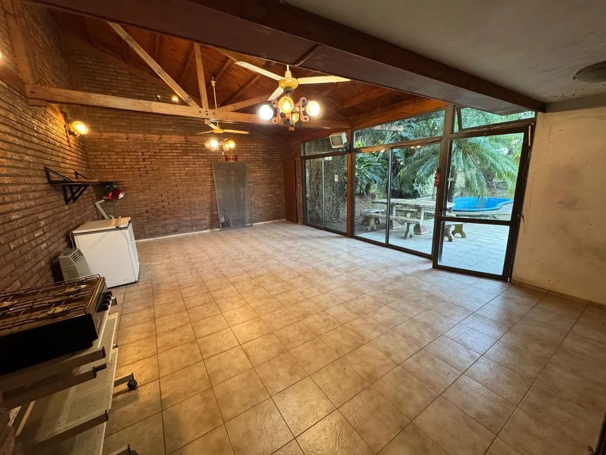 Casa en Calle 141 2100