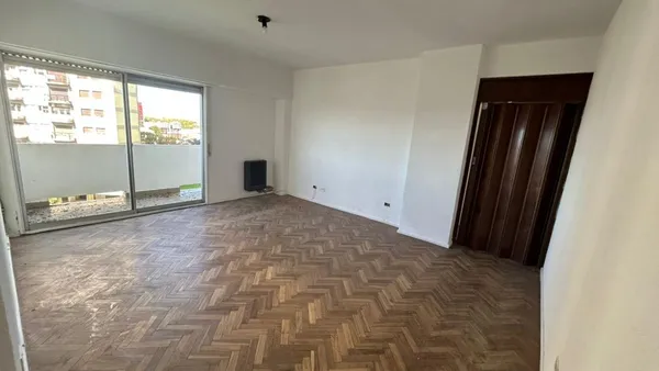 Departamento en 9 de Julio 5600