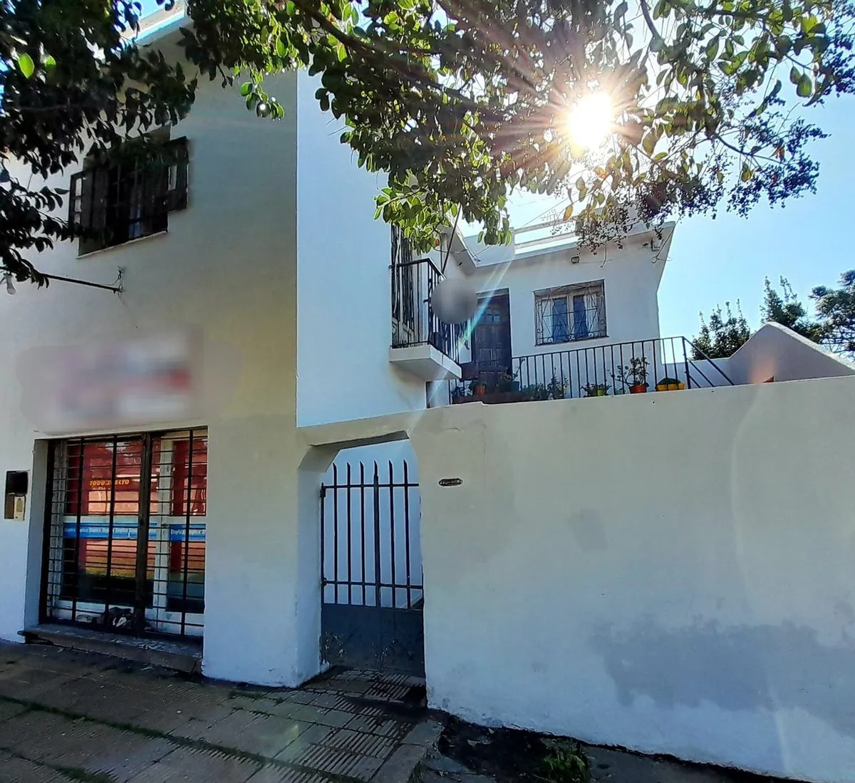 Casa en Simón Bolívar 2400