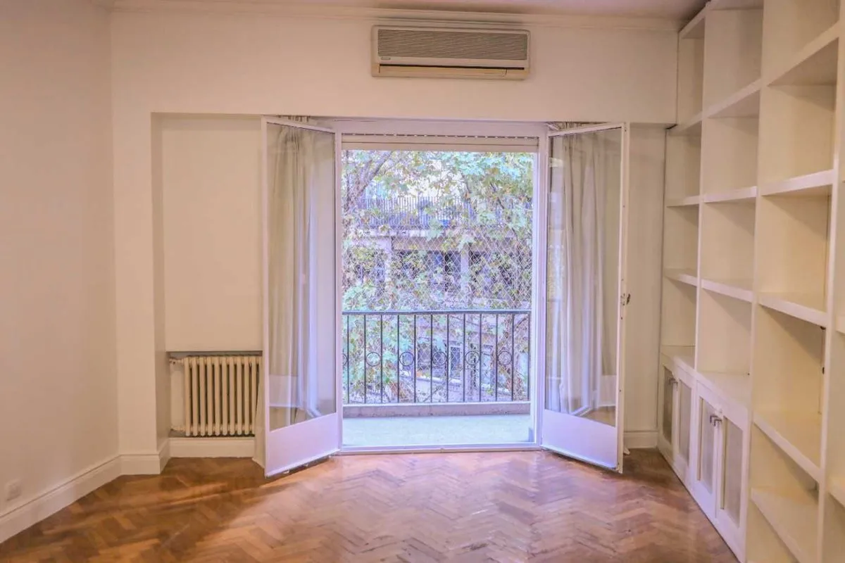 Departamento en Juncal 1600