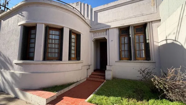 Casa en Castelli 300