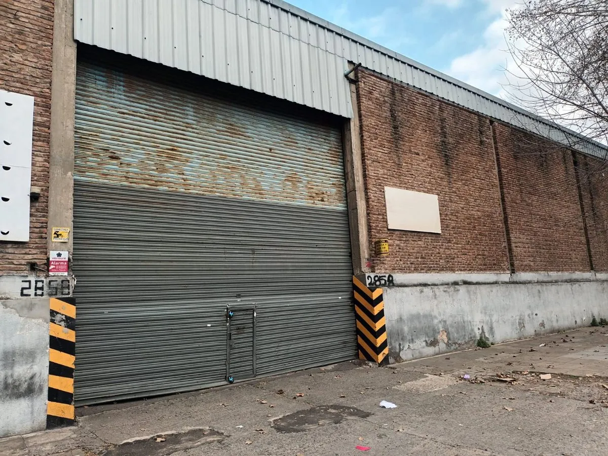 Industria en Perdriel 1100