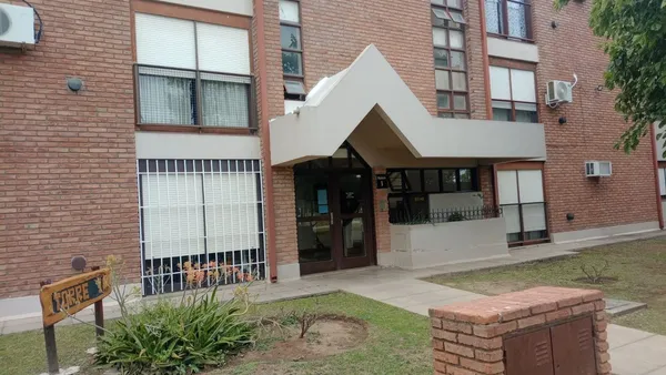 P H en Ramón Cárcano Boulevard 200