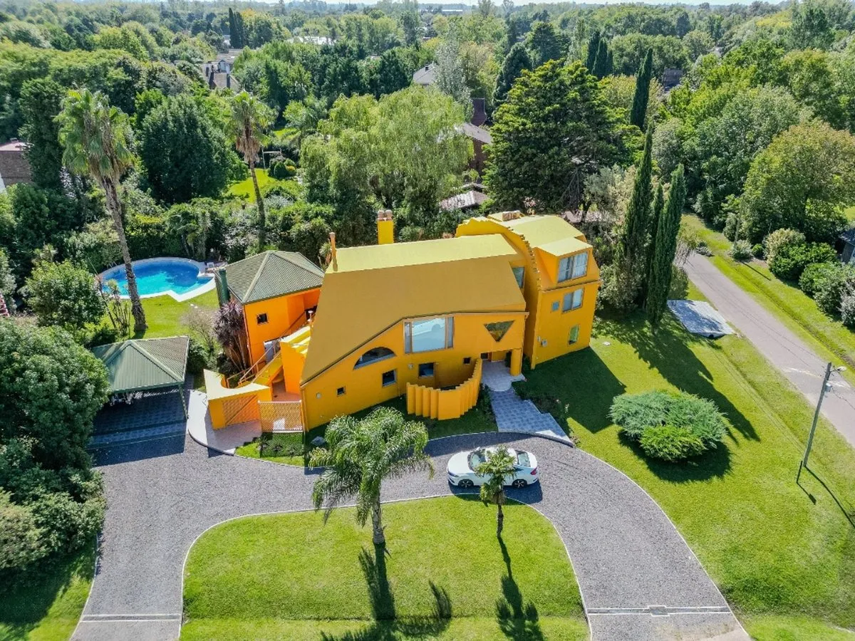 Casa en Autopista Acceso Oeste Km 42,5 0