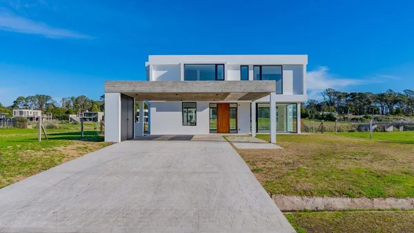 Casa en Avenida Jorge Newbery 5500