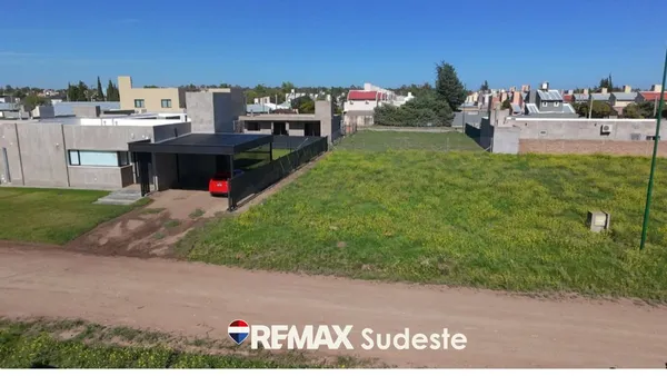 Lote en Alférez Sobral 900