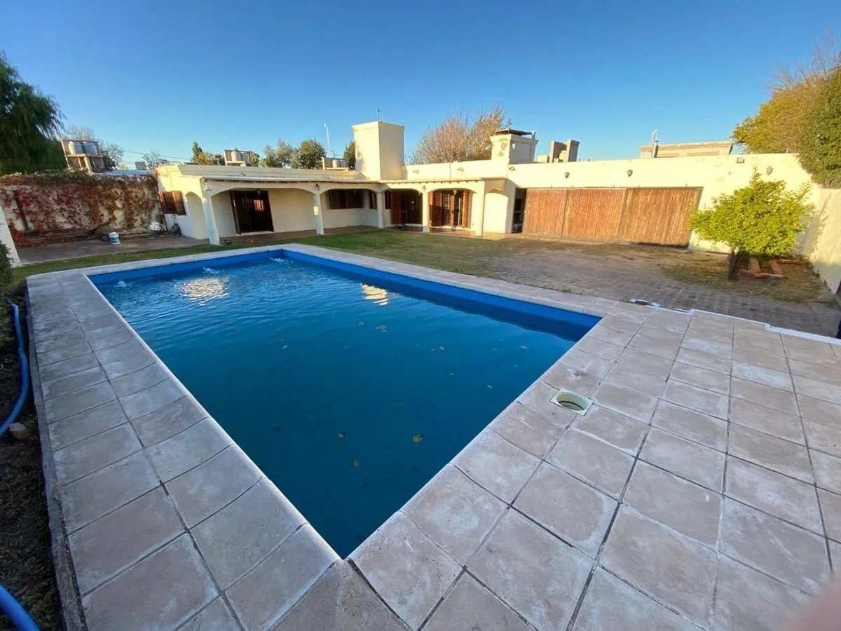 Casa en Cachenta 4200