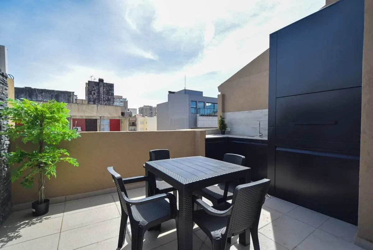 Departamento en Las Heras 2500