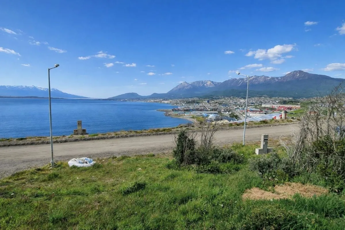 Lote en Calle Teodoro Mendoza 4000