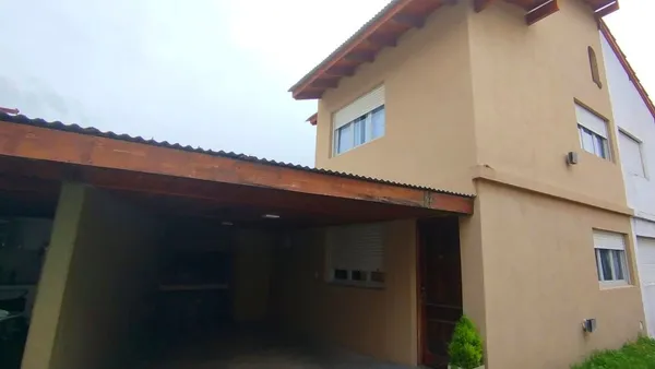 Casa en 16 3400