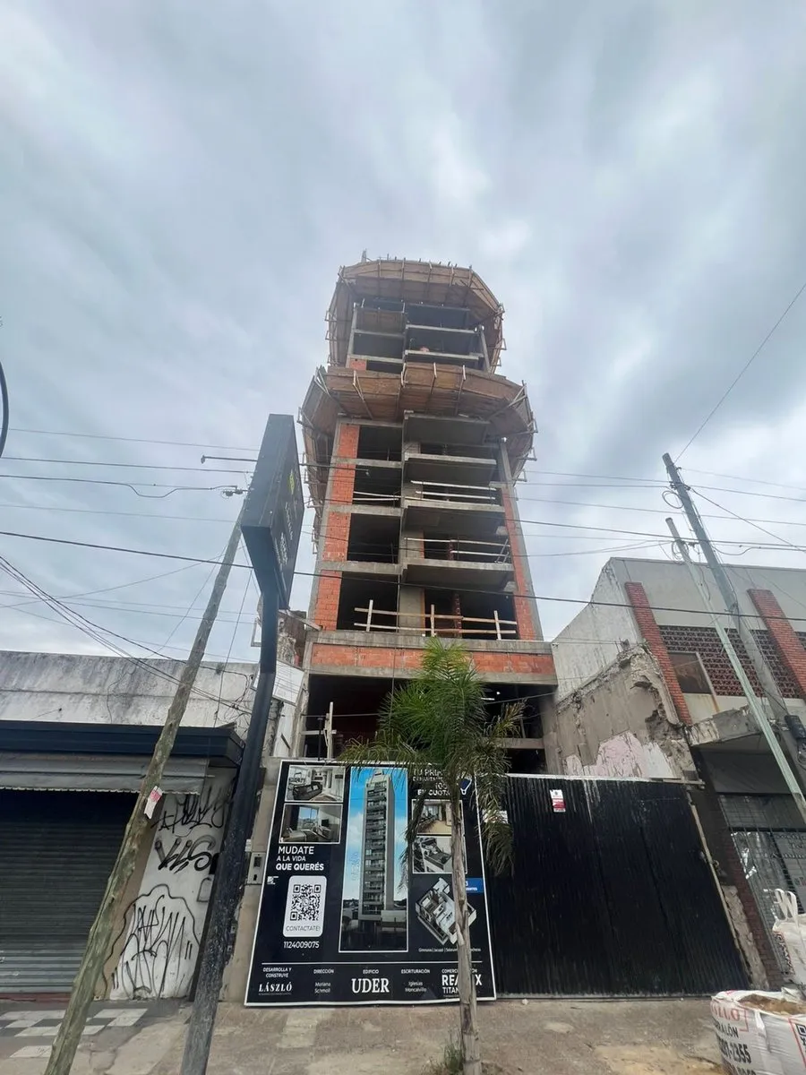 Departamento en Avenida Presidente Bernardino Rivadavia 600