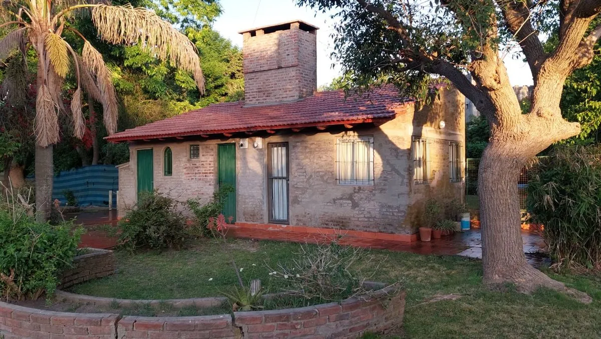 Casa en 64 Esquina 15 100