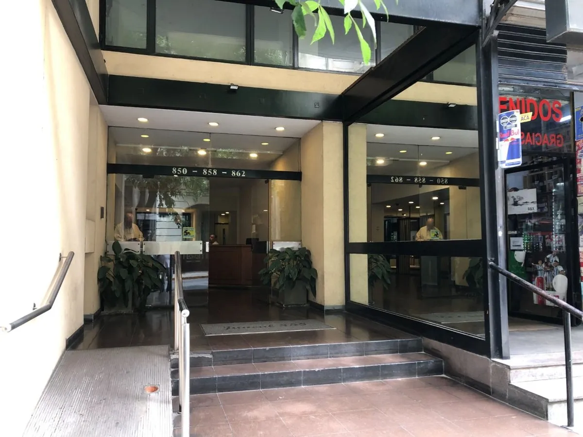 Departamento en Juncal 800