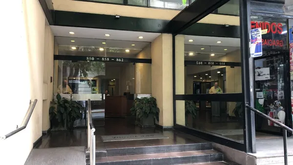 Departamento en Juncal 800