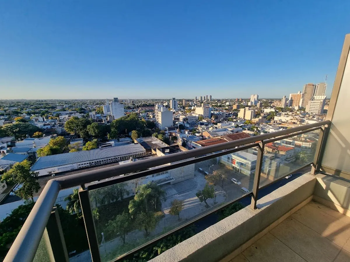 Departamento en Bv. Pellegrini 3100