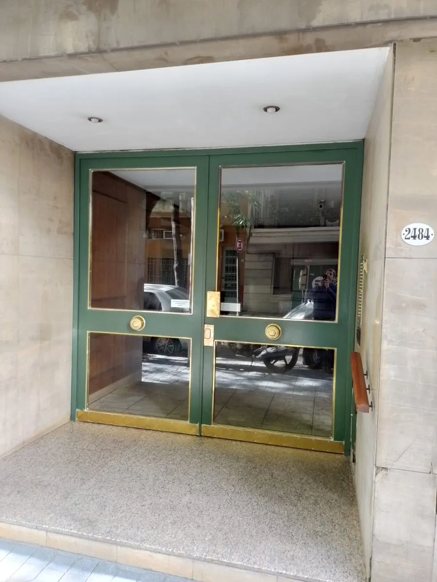Departamento en Hipólito Yrigoyen 2400