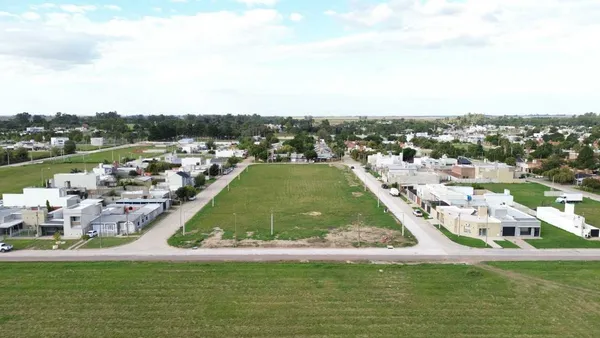 Lote en Masneri 700