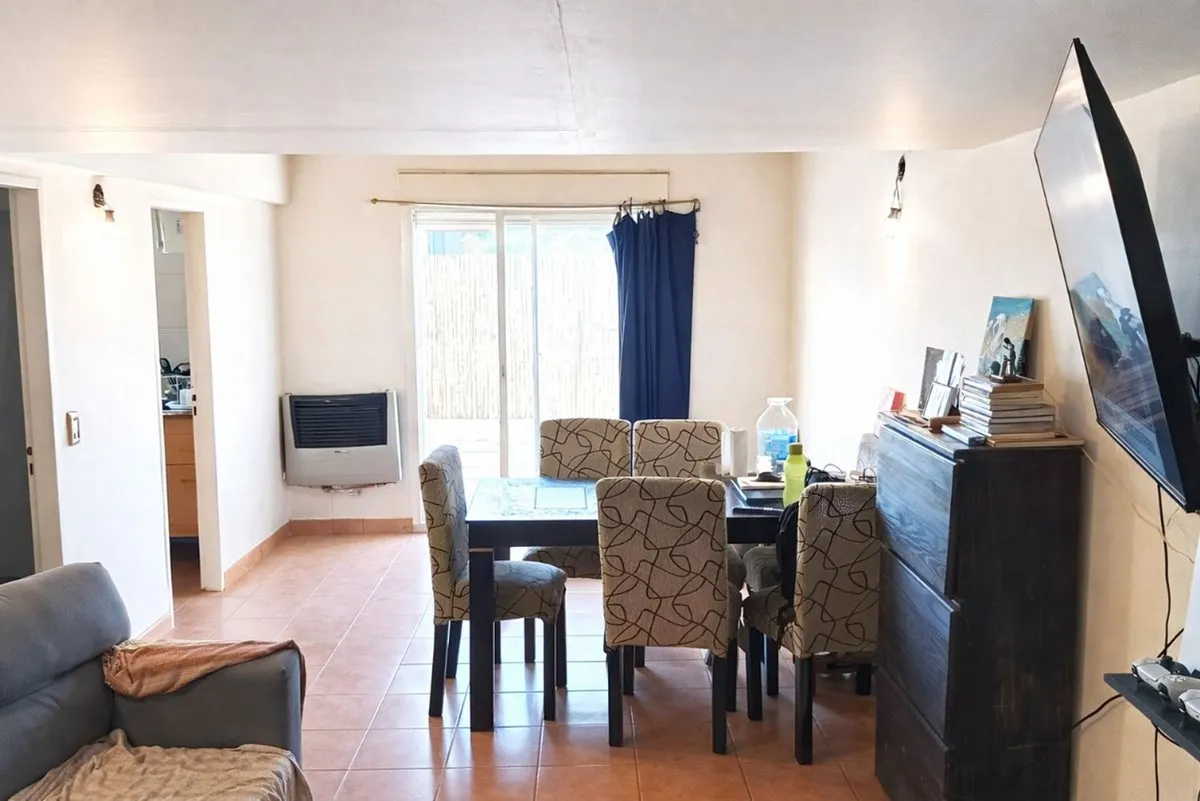 Departamento en Lorenzo Lopez 800
