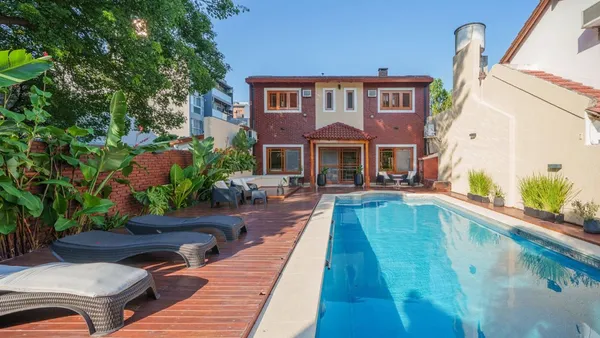 Casa en República 4700