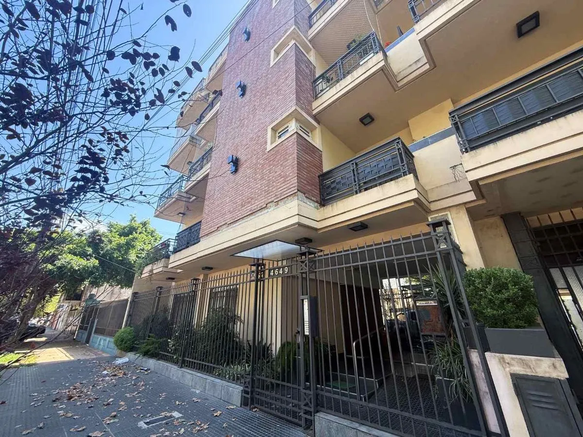 Departamento en Sarmiento 4600